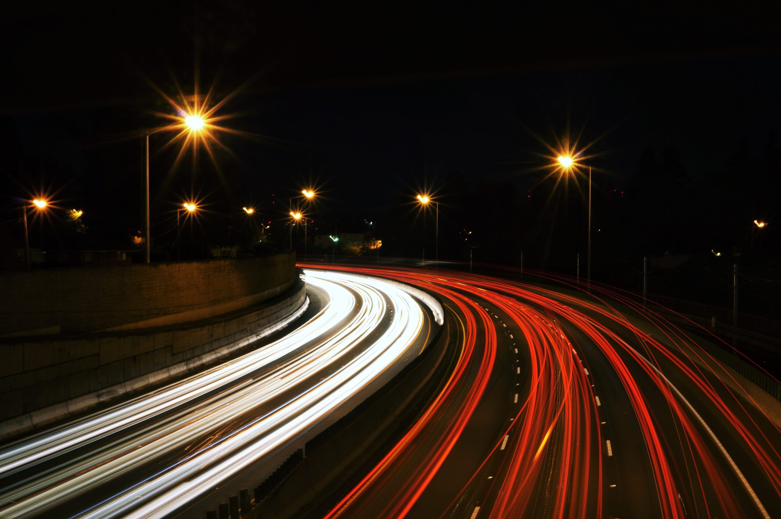 busy freeway speed lights